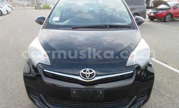 Nunua Ilio tumika Toyota Ractis Nyeusi Gari ndani ya Beitbridge nchini Matabeleland Kusini