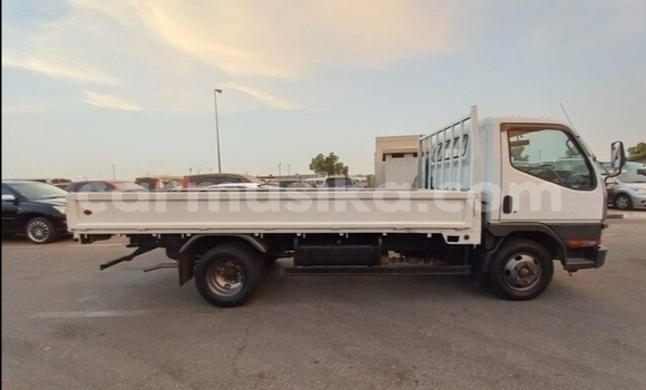 Tenga Tsaru Mitsubishi Canter Chena Rori in Beitbridge in Matabeleland South Tenga Tsaru Mitsubishi Canter Chena Rori in Beitbridge in Matabeleland South