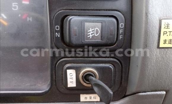 Tenga Tsaru Mitsubishi Canter Chena Rori in Beitbridge in Matabeleland South Tenga Tsaru Mitsubishi Canter Chena Rori in Beitbridge in Matabeleland South