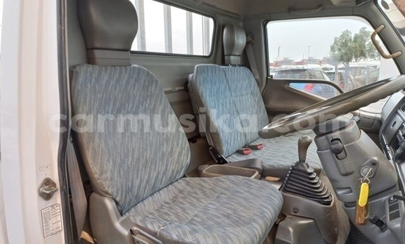 Tenga Tsaru Mitsubishi Canter Chena Rori in Beitbridge in Matabeleland South Tenga Tsaru Mitsubishi Canter Chena Rori in Beitbridge in Matabeleland South