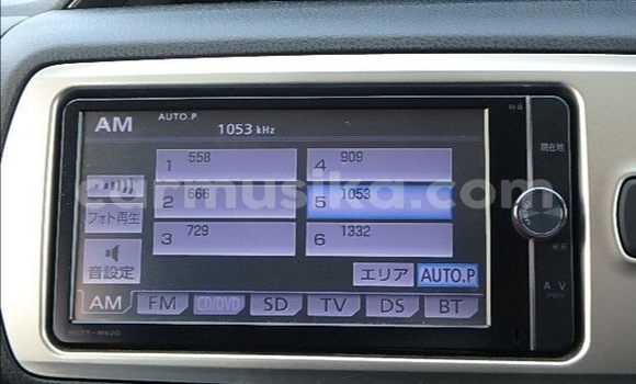 Acheter Occasion Voiture Toyota Vitz Rouge à Beitbridge, Matabeleland South Acheter Occasion Voiture Toyota Vitz Rouge à Beitbridge, Matabeleland South