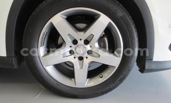 Nunua Ilio tumika Mercedes-Benz C180 coupe Nyeupe Gari ndani ya Beitbridge nchini Matabeleland Kusini Nunua Ilio tumika Mercedes-Benz C180 coupe Nyeupe Gari ndani ya Beitbridge nchini Matabeleland Kusini