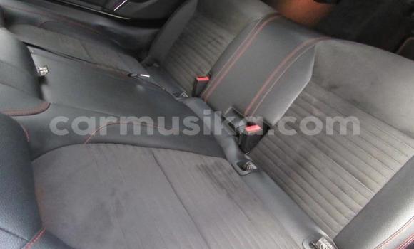 Nunua Ilio tumika Mercedes-Benz C180 coupe Nyeupe Gari ndani ya Beitbridge nchini Matabeleland Kusini Nunua Ilio tumika Mercedes-Benz C180 coupe Nyeupe Gari ndani ya Beitbridge nchini Matabeleland Kusini