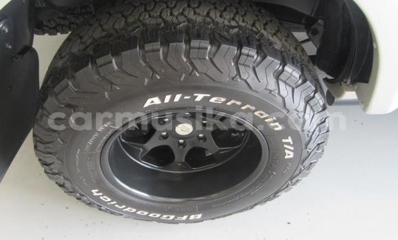 Acheter Occasion Voiture Toyota Fortuner Gris à Beitbridge, Matabeleland South Acheter Occasion Voiture Toyota Fortuner Gris à Beitbridge, Matabeleland South