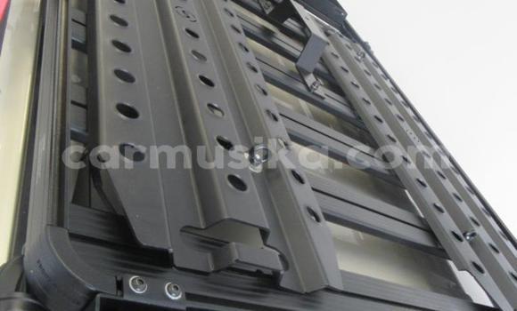 Acheter Occasion Voiture Toyota Fortuner Gris à Beitbridge, Matabeleland South Acheter Occasion Voiture Toyota Fortuner Gris à Beitbridge, Matabeleland South