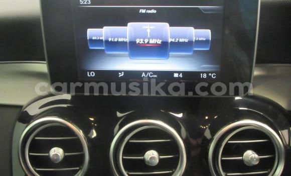 Nunua Ilio tumika Mercedes-Benz C180 coupe Fedha Gari ndani ya Beitbridge nchini Matabeleland Kusini Nunua Ilio tumika Mercedes-Benz C180 coupe Fedha Gari ndani ya Beitbridge nchini Matabeleland Kusini