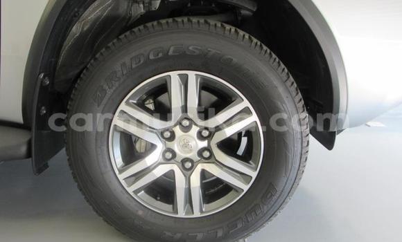 Acheter Occasion Voiture Toyota Hilux Gris à Beitbridge, Matabeleland South Acheter Occasion Voiture Toyota Hilux Gris à Beitbridge, Matabeleland South