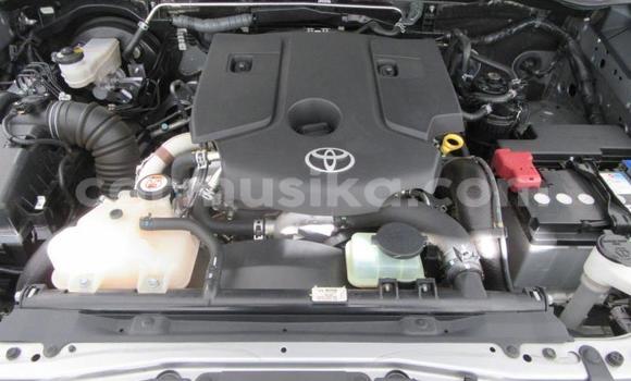 Acheter Occasion Voiture Toyota Hilux Gris à Beitbridge, Matabeleland South Acheter Occasion Voiture Toyota Hilux Gris à Beitbridge, Matabeleland South