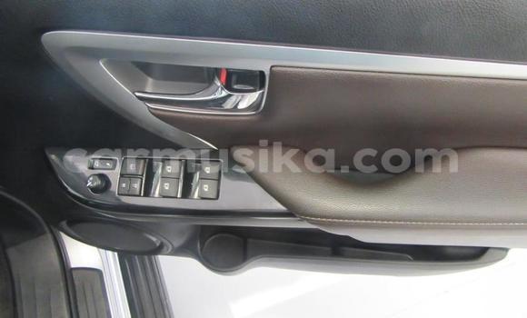 Acheter Occasion Voiture Toyota Hilux Gris à Beitbridge, Matabeleland South Acheter Occasion Voiture Toyota Hilux Gris à Beitbridge, Matabeleland South