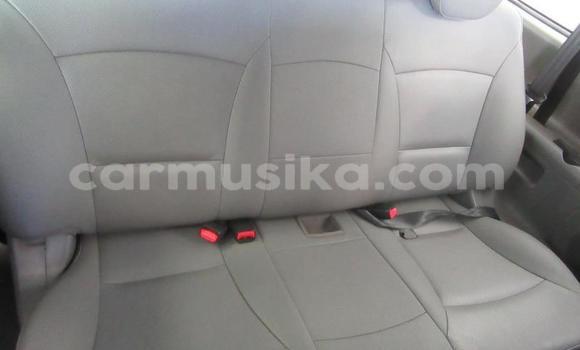 Nunua Ilio tumika Hyundai H1 Fedha Gari ndani ya Beitbridge nchini Matabeleland Kusini Nunua Ilio tumika Hyundai H1 Fedha Gari ndani ya Beitbridge nchini Matabeleland Kusini