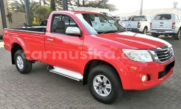 Buy Used Toyota Hilux Red Car in Beitbridge in Matabeleland South