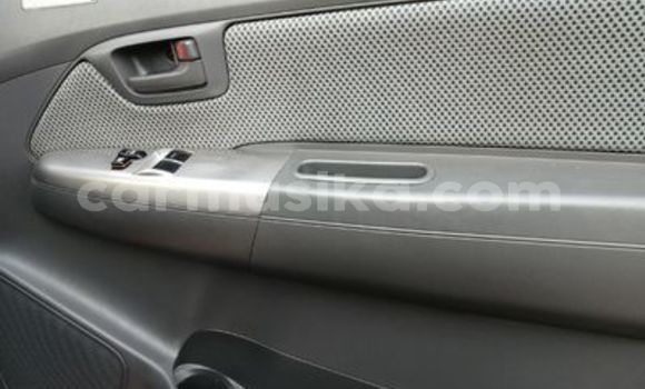 Nunua Ilio tumika Toyota Hilux Nyekundu Gari ndani ya Beitbridge nchini Matabeleland Kusini Nunua Ilio tumika Toyota Hilux Nyekundu Gari ndani ya Beitbridge nchini Matabeleland Kusini