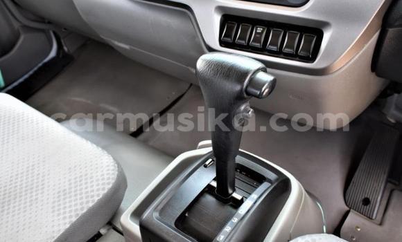 Nunua Ilio tumika Nissan UD Nyeupe Lori ndani ya Beitbridge nchini Matabeleland Kusini Nunua Ilio tumika Nissan UD Nyeupe Lori ndani ya Beitbridge nchini Matabeleland Kusini