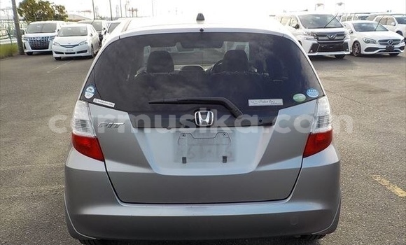Acheter Occasion Voiture Honda Fit Gris à Beitbridge, Matabeleland South Acheter Occasion Voiture Honda Fit Gris à Beitbridge, Matabeleland South