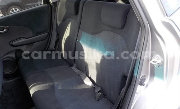 Acheter Occasion Voiture Honda Fit Gris à Beitbridge, Matabeleland South Acheter Occasion Voiture Honda Fit Gris à Beitbridge, Matabeleland South