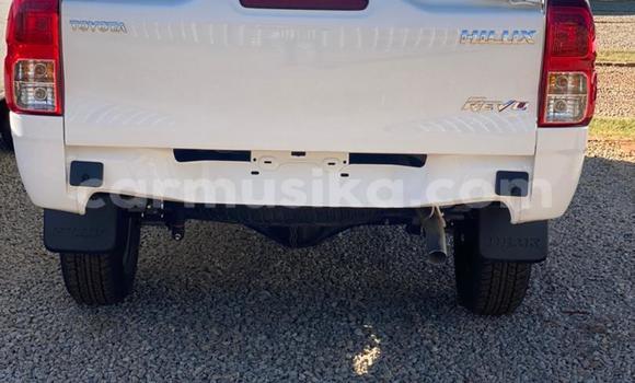 Nunua Mpya Toyota Hilux Nyeupe Gari ndani ya Harare nchini Harare Nunua Mpya Toyota Hilux Nyeupe Gari ndani ya Harare nchini Harare