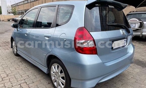 Buy Used Honda Jazz Blue Car in Beitbridge in Matabeleland South Buy Used Honda Jazz Blue Car in Beitbridge in Matabeleland South