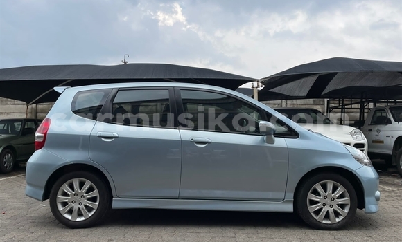 Buy Used Honda Jazz Blue Car in Beitbridge in Matabeleland South Buy Used Honda Jazz Blue Car in Beitbridge in Matabeleland South