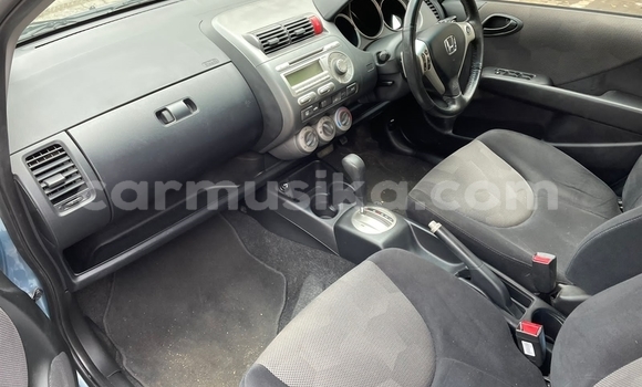 Buy Used Honda Jazz Blue Car in Beitbridge in Matabeleland South Buy Used Honda Jazz Blue Car in Beitbridge in Matabeleland South