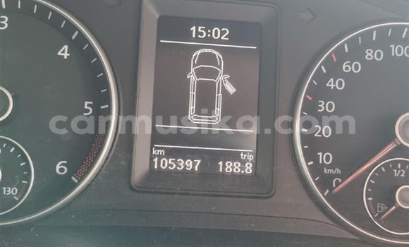 Acheter Occasion Voiture Volkswagen Touran Blanc à Bulawayo, Bulawayo Acheter Occasion Voiture Volkswagen Touran Blanc à Bulawayo, Bulawayo