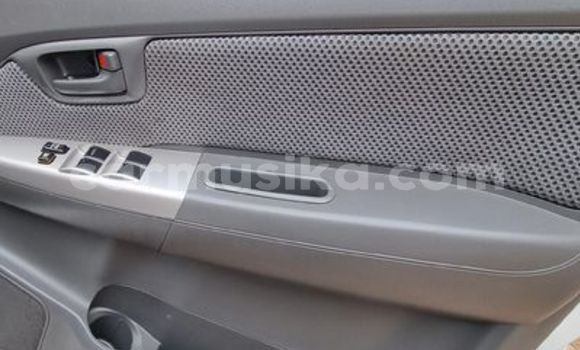 Acheter Occasion Voiture Toyota Hilux Blanc à Alexandra Park, Harare Acheter Occasion Voiture Toyota Hilux Blanc à Alexandra Park, Harare