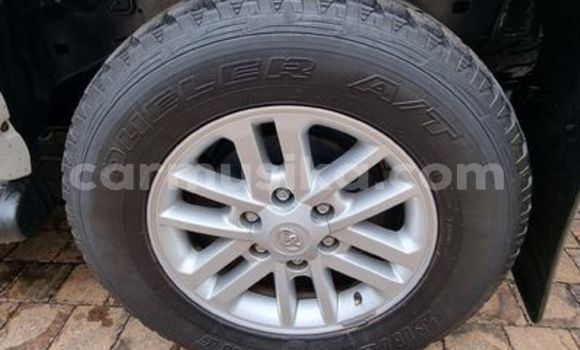 Acheter Occasion Voiture Toyota Hilux Blanc à Alexandra Park, Harare Acheter Occasion Voiture Toyota Hilux Blanc à Alexandra Park, Harare