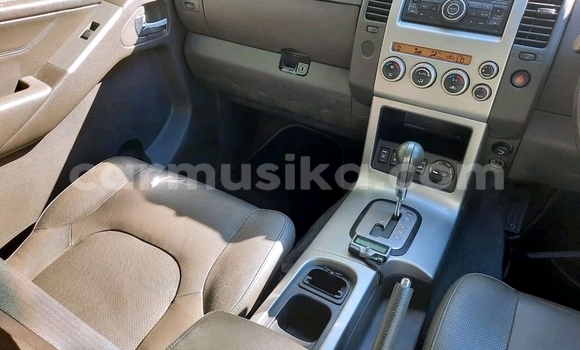 Buy Used Nissan Pathfinder Black Car in Bulawayo in Bulawayo Buy Used Nissan Pathfinder Black Car in Bulawayo in Bulawayo