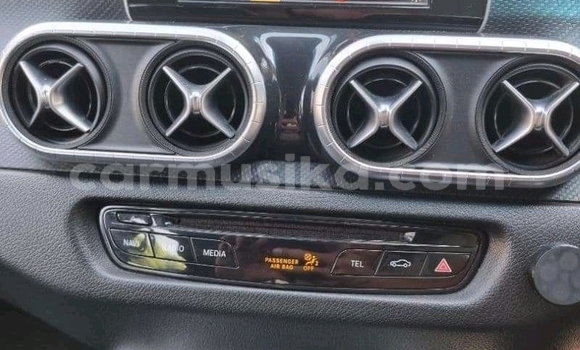 Acheter Occasion Voiture Mercedes-Benz GLC 250D Gris à Bulawayo, Bulawayo Acheter Occasion Voiture Mercedes-Benz GLC 250D Gris à Bulawayo, Bulawayo