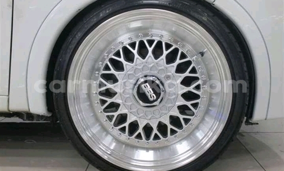 Acheter Occasion Voiture Chevrolet Captiva Blanc à Bulawayo, Bulawayo Acheter Occasion Voiture Chevrolet Captiva Blanc à Bulawayo, Bulawayo