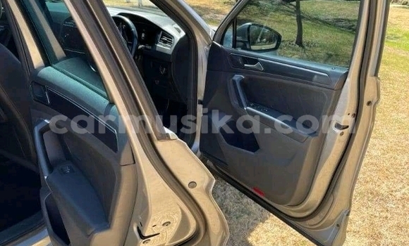 Buy Used Volkswagen Tiguan Silver Car in Borrowdale in Harare Buy Used Volkswagen Tiguan Silver Car in Borrowdale in Harare