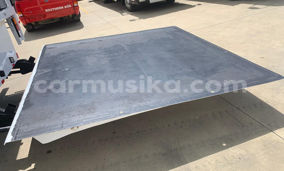 Acheter Occasion Voiture Nissan Urvan Bleu à Beitbridge, Matabeleland South Acheter Occasion Voiture Nissan Urvan Bleu à Beitbridge, Matabeleland South