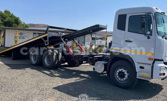 Acheter Occasion Voiture UAZ Pickup Blanc à Beitbridge, Matabeleland South Acheter Occasion Voiture UAZ Pickup Blanc à Beitbridge, Matabeleland South