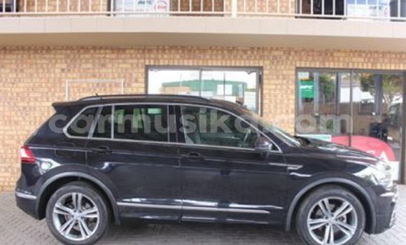 Buy Used Volkswagen Tiguan Black Car in Beitbridge in Matabeleland South
