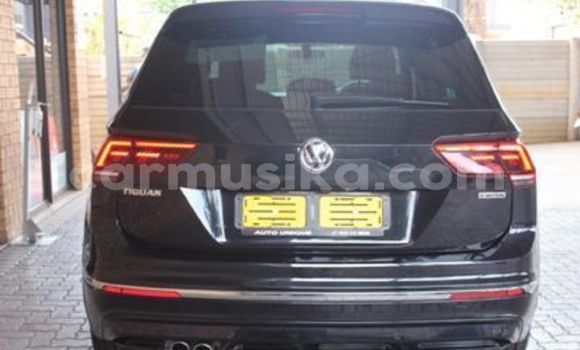 Nunua Ilio tumika Volkswagen Tiguan Nyeusi Gari ndani ya Beitbridge nchini Matabeleland Kusini Nunua Ilio tumika Volkswagen Tiguan Nyeusi Gari ndani ya Beitbridge nchini Matabeleland Kusini