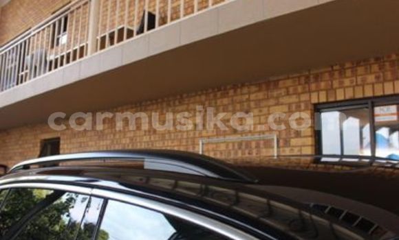 Nunua Ilio tumika Volkswagen Tiguan Nyeusi Gari ndani ya Beitbridge nchini Matabeleland Kusini Nunua Ilio tumika Volkswagen Tiguan Nyeusi Gari ndani ya Beitbridge nchini Matabeleland Kusini