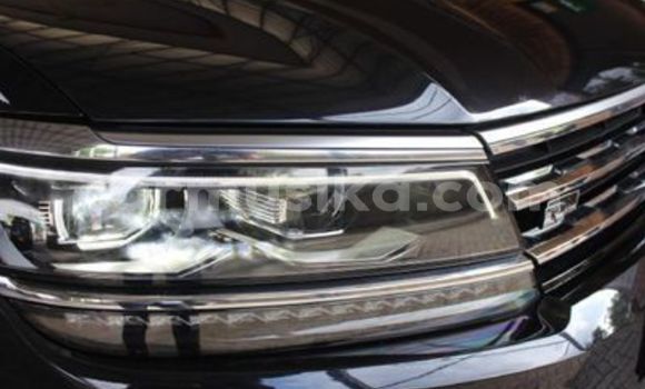 Nunua Ilio tumika Volkswagen Tiguan Nyeusi Gari ndani ya Beitbridge nchini Matabeleland Kusini Nunua Ilio tumika Volkswagen Tiguan Nyeusi Gari ndani ya Beitbridge nchini Matabeleland Kusini