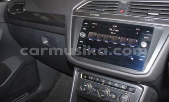 Nunua Ilio tumika Volkswagen Tiguan Nyeusi Gari ndani ya Beitbridge nchini Matabeleland Kusini Nunua Ilio tumika Volkswagen Tiguan Nyeusi Gari ndani ya Beitbridge nchini Matabeleland Kusini