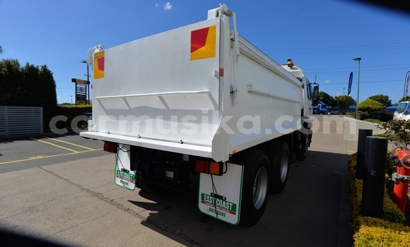 Buy Used Nissan UD White Truck in Beitbridge in Matabeleland South Buy Used Nissan UD White Truck in Beitbridge in Matabeleland South