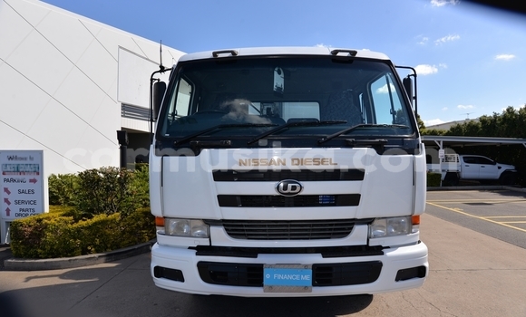 Buy Used Nissan UD White Truck in Beitbridge in Matabeleland South Buy Used Nissan UD White Truck in Beitbridge in Matabeleland South