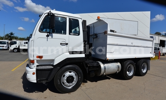 Buy Used Nissan UD White Truck in Beitbridge in Matabeleland South Buy Used Nissan UD White Truck in Beitbridge in Matabeleland South
