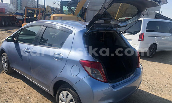 Nunua Ilio tumika Toyota Vitz Bluu Gari ndani ya Beitbridge nchini Matabeleland Kusini Nunua Ilio tumika Toyota Vitz Bluu Gari ndani ya Beitbridge nchini Matabeleland Kusini