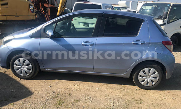 Nunua Ilio tumika Toyota Vitz Bluu Gari ndani ya Beitbridge nchini Matabeleland Kusini Nunua Ilio tumika Toyota Vitz Bluu Gari ndani ya Beitbridge nchini Matabeleland Kusini