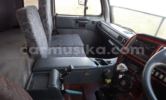 Buy Used Nissan UD White Truck in Beitbridge in Matabeleland South Buy Used Nissan UD White Truck in Beitbridge in Matabeleland South