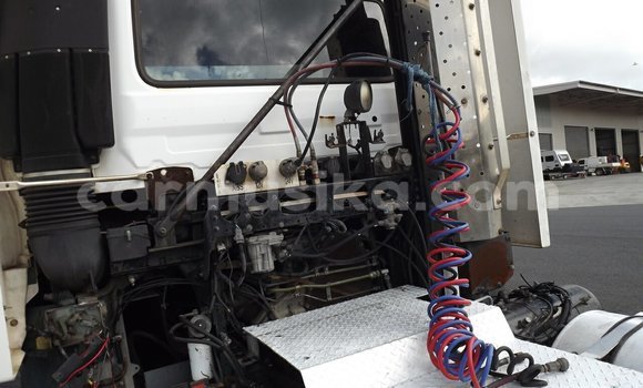 Buy Used Nissan UD White Truck in Beitbridge in Matabeleland South Buy Used Nissan UD White Truck in Beitbridge in Matabeleland South