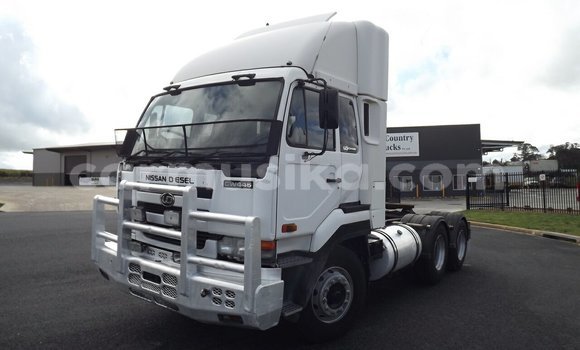 Buy Used Nissan UD White Truck in Beitbridge in Matabeleland South Buy Used Nissan UD White Truck in Beitbridge in Matabeleland South