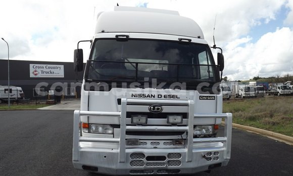 Buy Used Nissan UD White Truck in Beitbridge in Matabeleland South Buy Used Nissan UD White Truck in Beitbridge in Matabeleland South