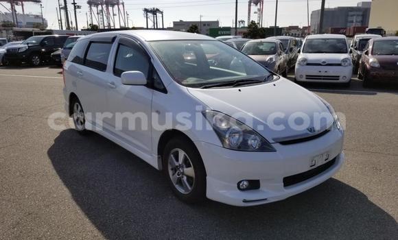 Nunua Ilio tumika Toyota Allion Nyeupe Gari ndani ya Beitbridge nchini Matabeleland Kusini