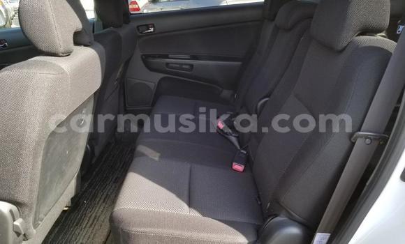 Acheter Occasion Voiture Toyota Allion Blanc à Beitbridge, Matabeleland South Acheter Occasion Voiture Toyota Allion Blanc à Beitbridge, Matabeleland South