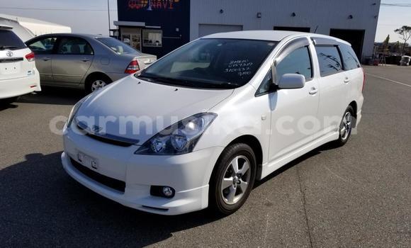 Acheter Occasion Voiture Toyota Allion Blanc à Beitbridge, Matabeleland South Acheter Occasion Voiture Toyota Allion Blanc à Beitbridge, Matabeleland South