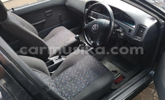 Acheter Occasion Voiture Toyota Sprinter Noir à Beitbridge, Matabeleland South Acheter Occasion Voiture Toyota Sprinter Noir à Beitbridge, Matabeleland South